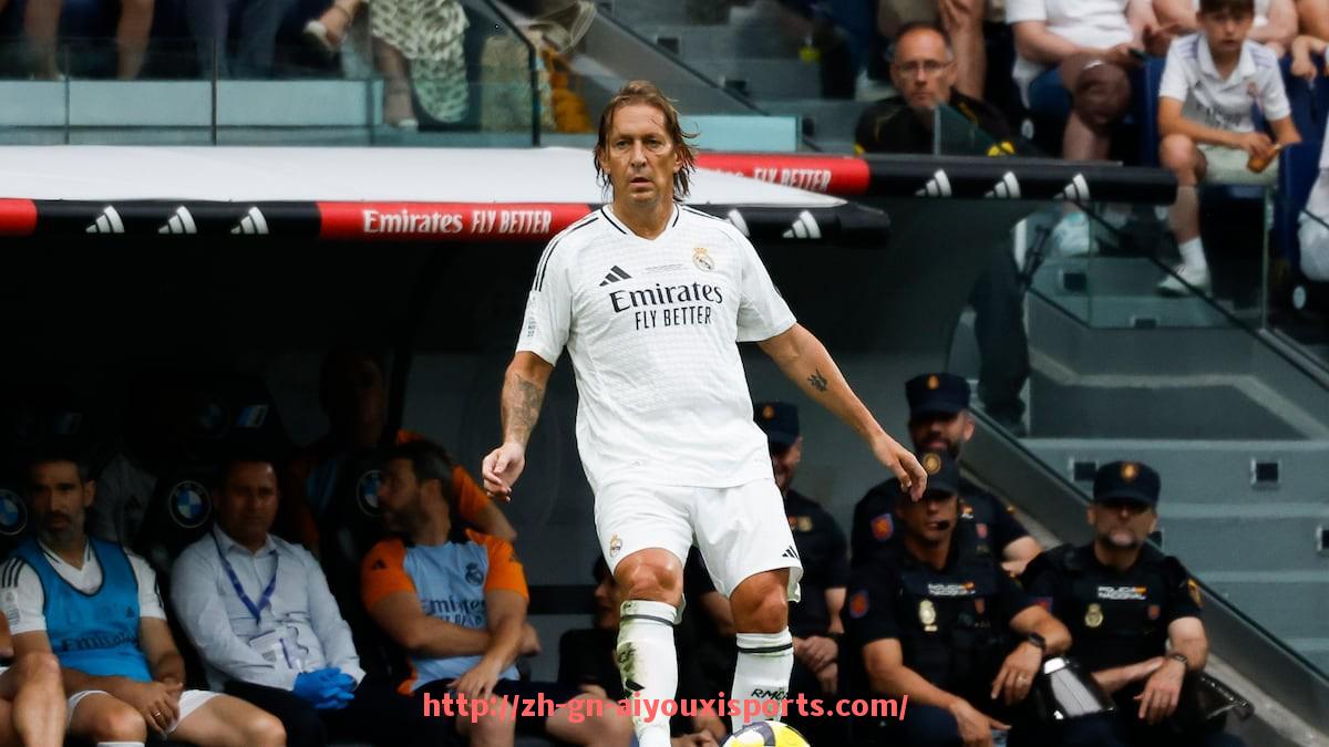 爱游戏体育官网-英超拿过欧冠的球队：曾获得欧洲冠军联赛冠军的英超球队